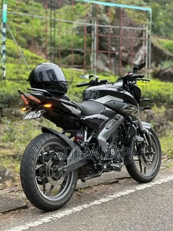 Bajaj Pulsar NS200 2026