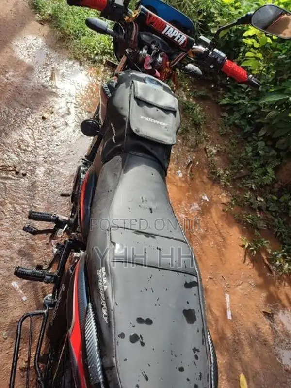 Bajaj Discover 2009