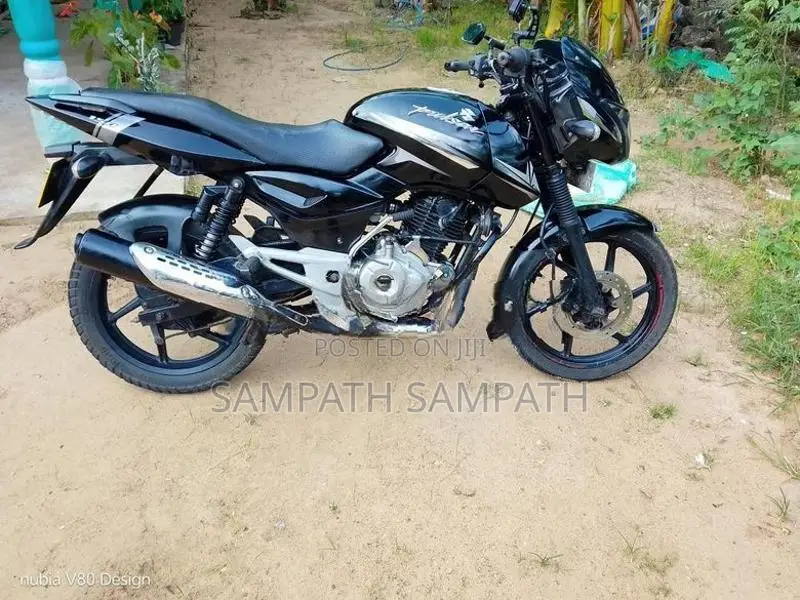 Bajaj Pulsar 150 2015