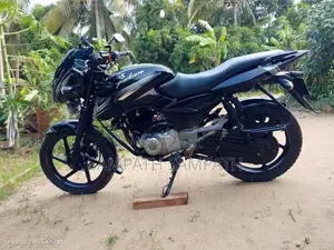 Bajaj Pulsar 150 2015