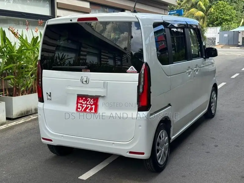 Honda N-Box 2024