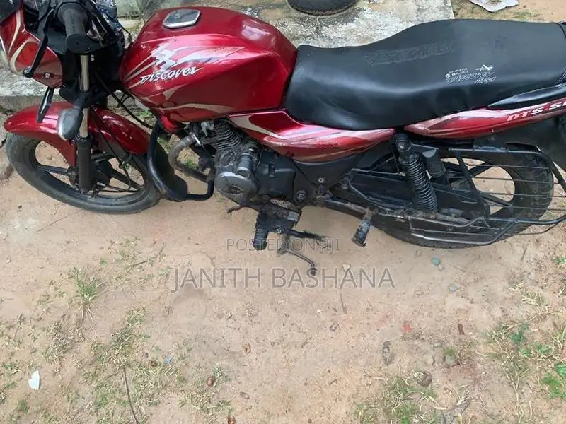 Bajaj Discover 2011