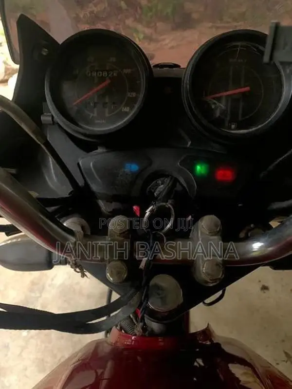 Bajaj Discover 2011