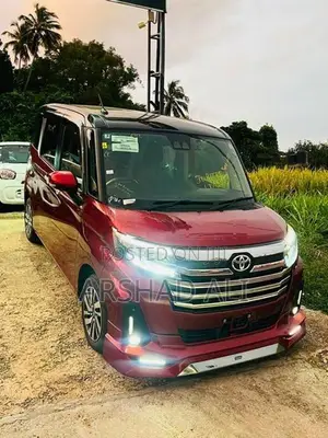 Toyota Roomy Custom G 2025