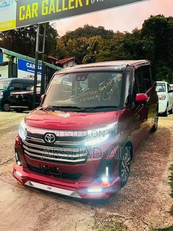 Toyota Roomy Custom G 2025