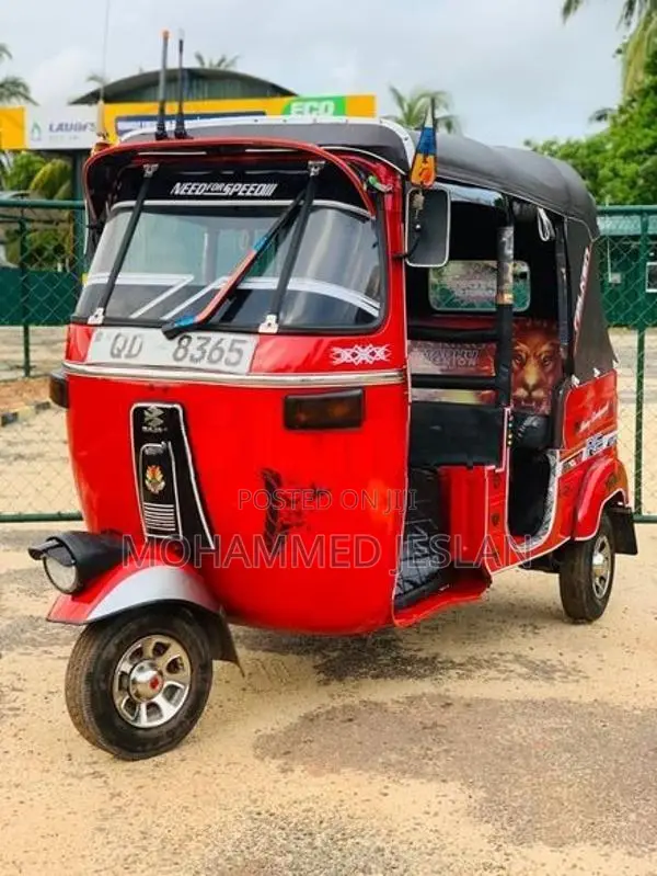 Bajaj RE 2006