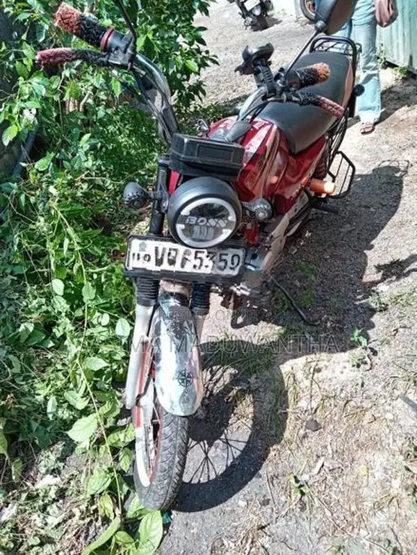 Bajaj Boxer 2014