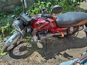 Bajaj Boxer 2014