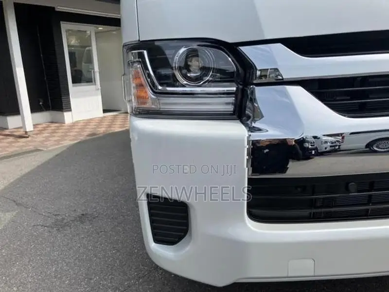 Toyota Hiace GDH Super Long GL 2026