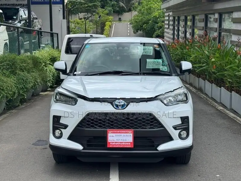 Toyota Raize Z Hybrid 2025