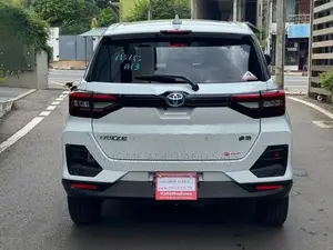 Toyota Raize Z Hybrid 2025