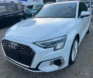 Audi A3 Advance 2024