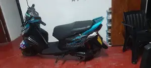 Yamaha Ray 2015
