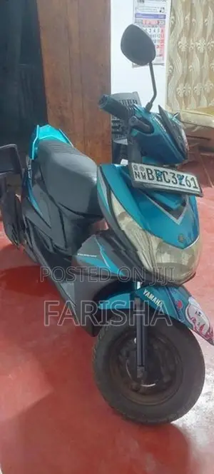 Yamaha Ray 2015
