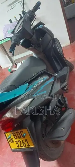 Yamaha Ray 2015