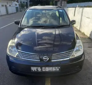 Nissan Tiida Latio 2008