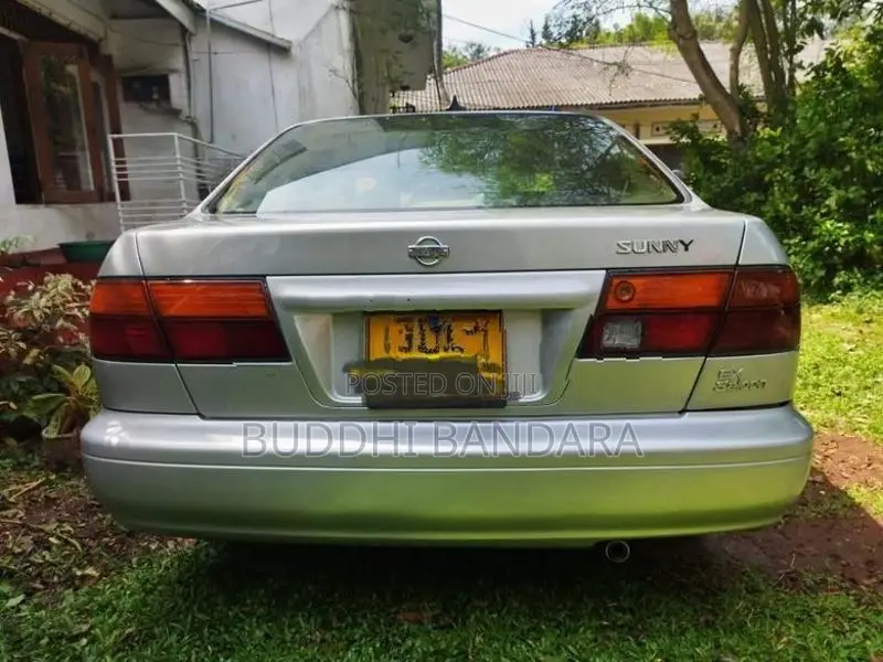 Nissan Sunny FB14 1996