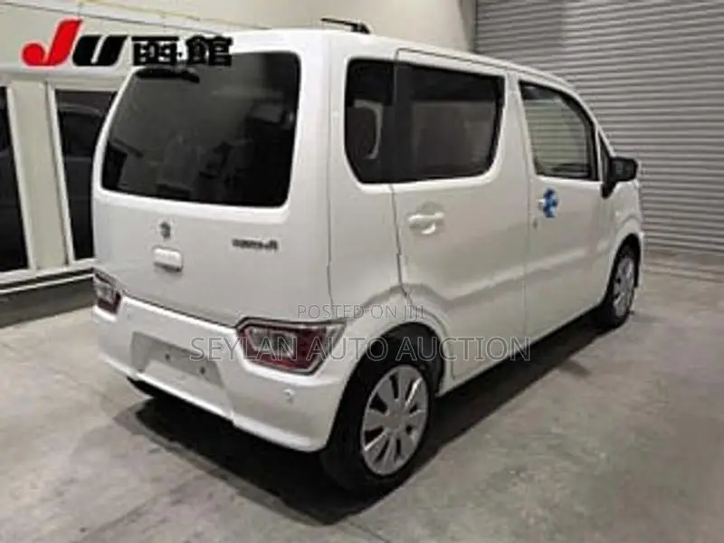 Suzuki Wagon R ZL 2026
