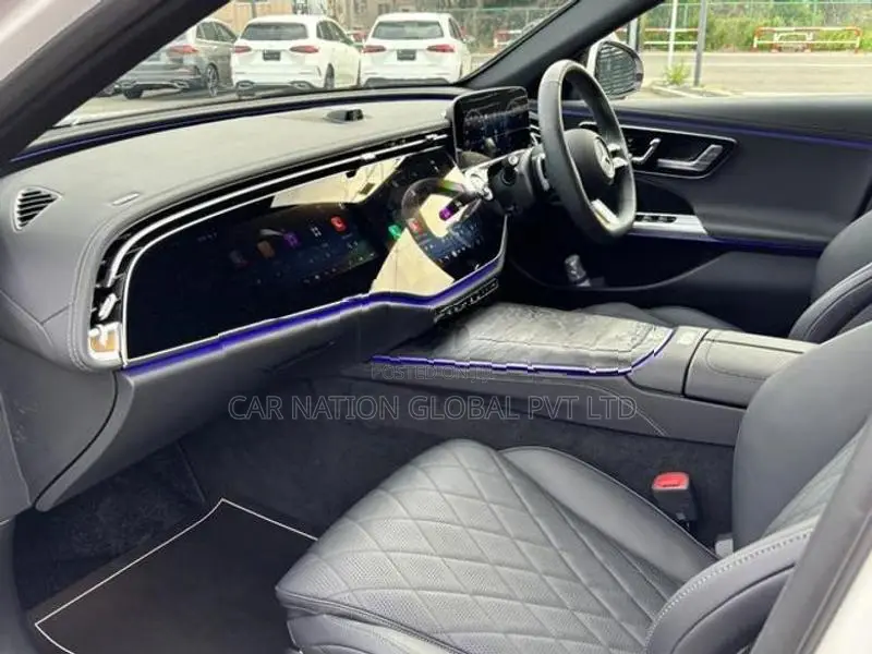 Mercedes Benz E200 Avantgarde AMG Line 2025