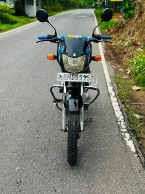 Bajaj CT100 2018