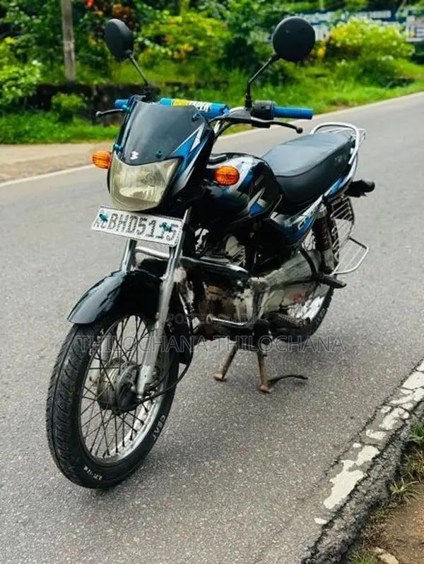 Bajaj CT100 2018
