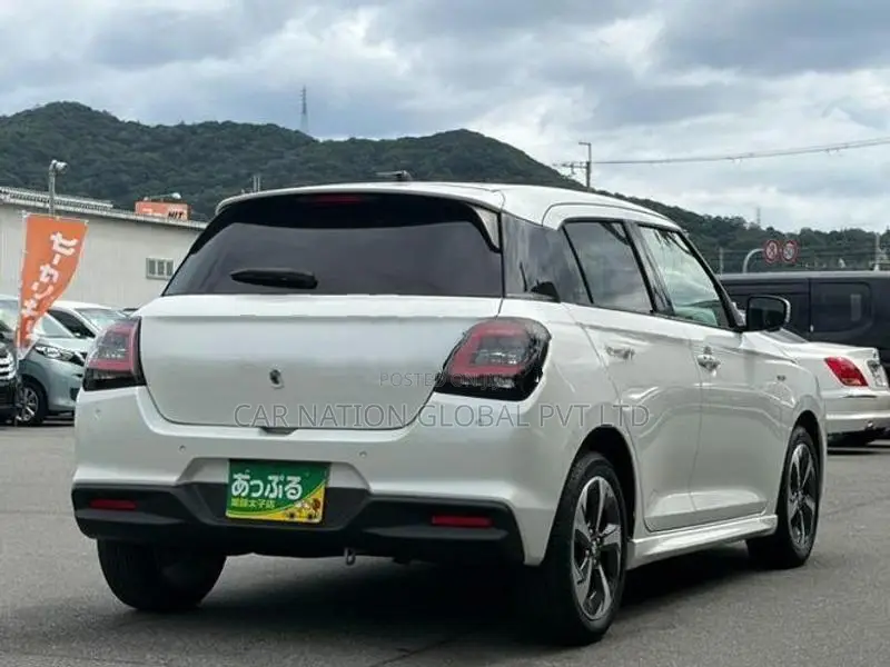 Suzuki Swift Hybrid MZ 2025