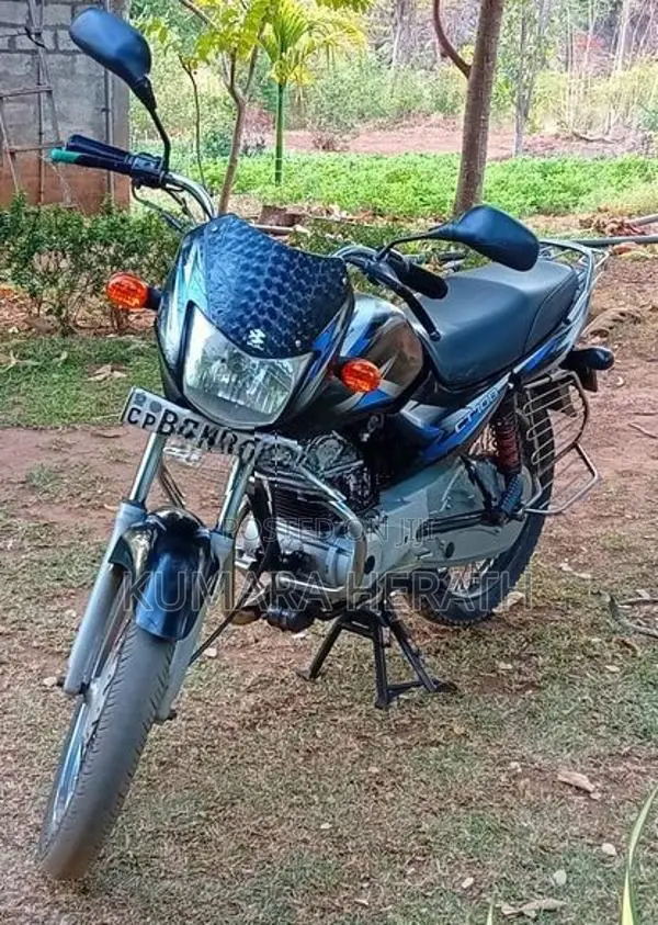 Bajaj CT100 2015