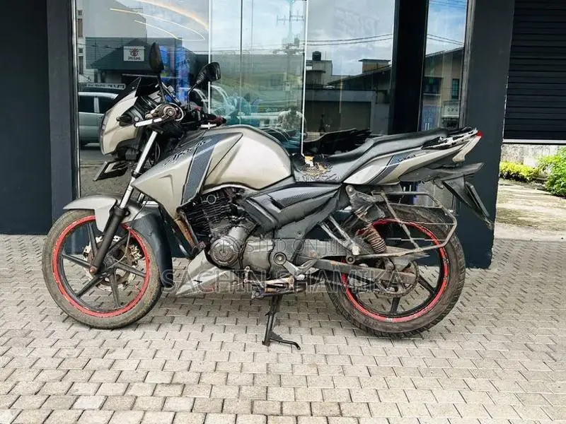 TVS Apache RTR 150 2015