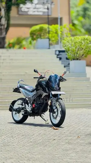 Honda CB Hornet 2016