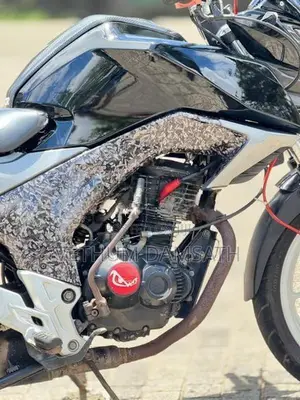 Honda CB Hornet 2016
