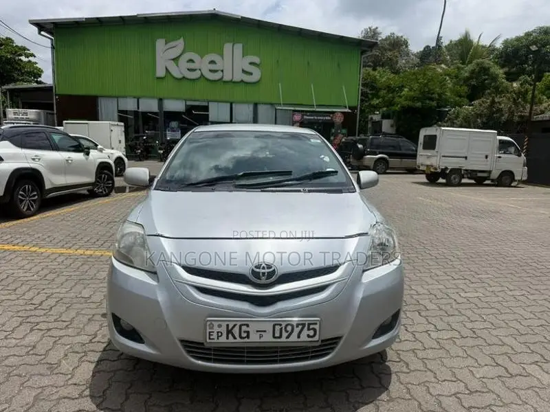 Toyota Yaris NCP 92 2011