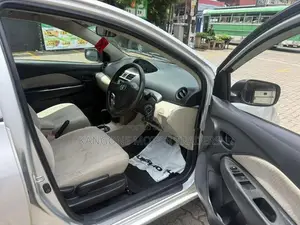 Toyota Yaris NCP 92 2011