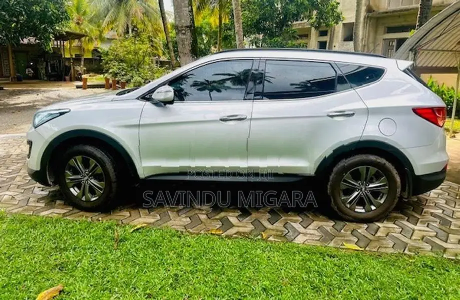 Hyundai Santa Fe 2013