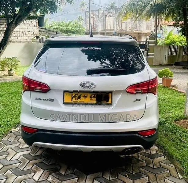 Hyundai Santa Fe 2013