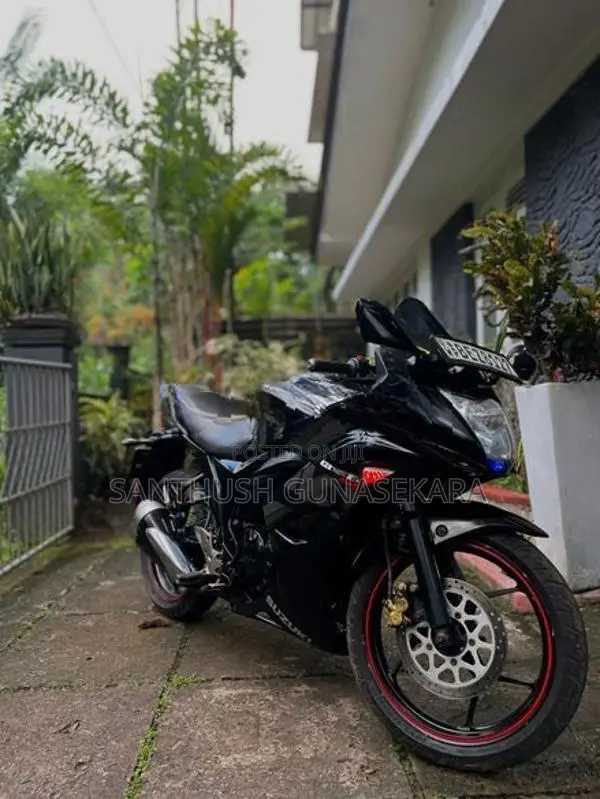 Suzuki Gixxer SF 2017