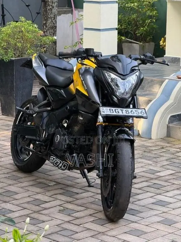 Bajaj Pulsar NS200 2018