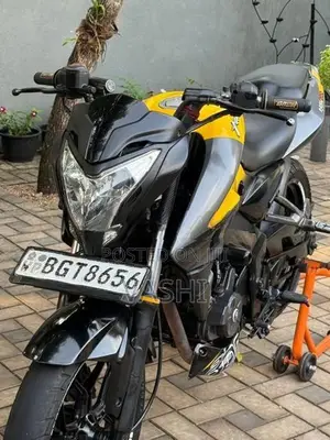 Bajaj Pulsar NS200 2018