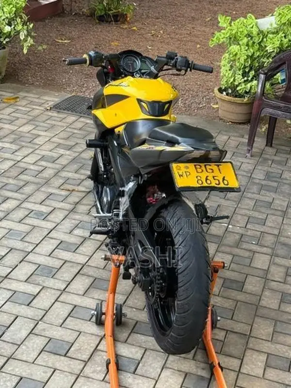 Bajaj Pulsar NS200 2018