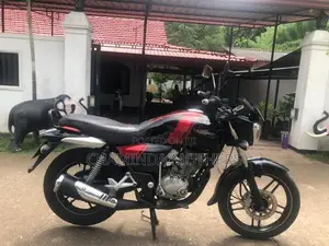 Bajaj V15 2017