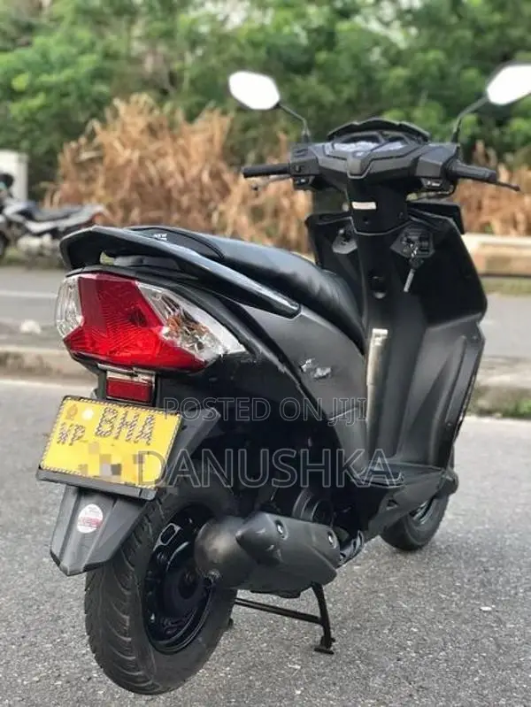 Honda Dio 2018