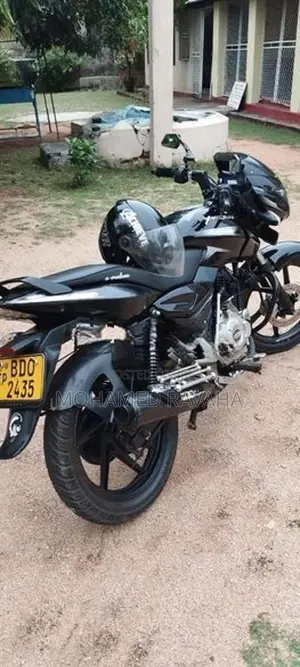 Bajaj Pulsar 150 2016