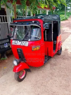 Bajaj RE 2001