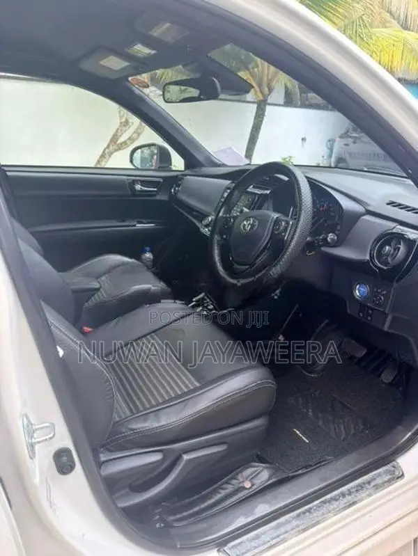 Toyota Axio WXB 2017