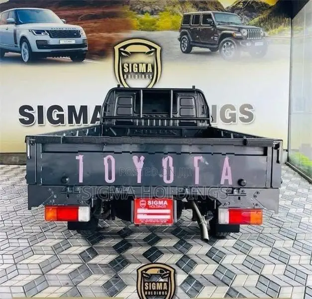 Toyota Hilux 2024