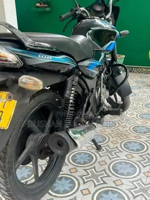 Bajaj Discover 100 2013