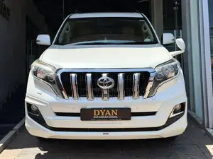 Toyota Land Cruiser Prado TX 2015