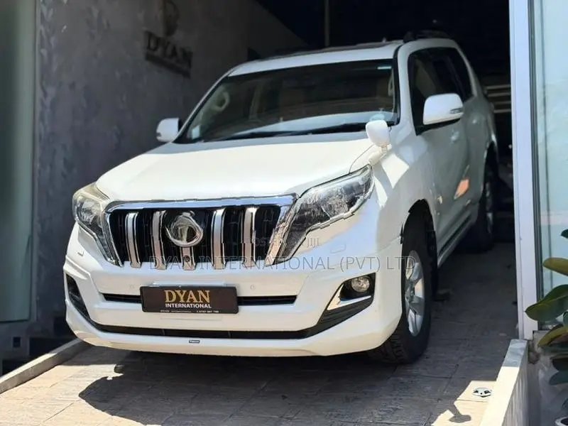 Toyota Land Cruiser Prado TX 2015