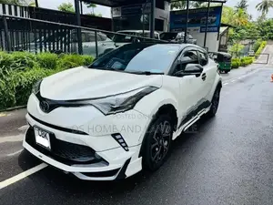 Toyota CHR NGX50 2018