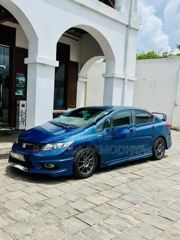 Honda Civic FB1 2012