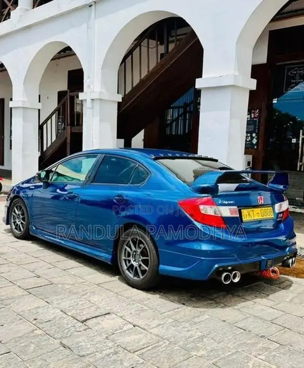 Honda Civic FB1 2012